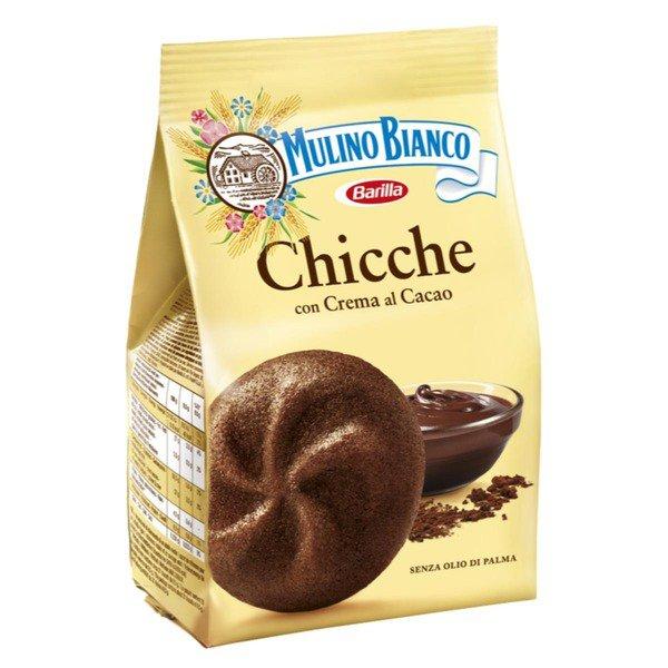 Mulino Bianco Abbracci Biscuits with Chocolate and Fresh Cream