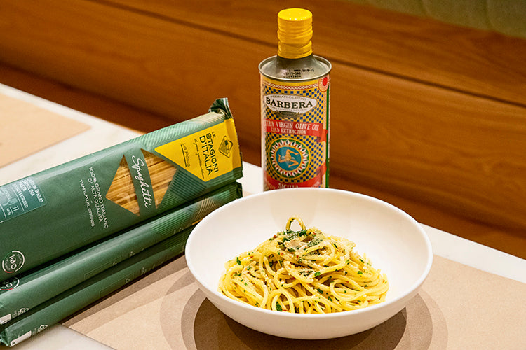 Spaghetti Aglio, Olio e Peperoncino Recipe